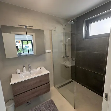 Luxurious Sea-view 3br With Private Pool-villa Quadris-crikvenica Appartamento Crikvenica