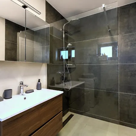 Luxurious Sea-view 3br With Private Pool-villa Quadris-crikvenica * Crikvenica