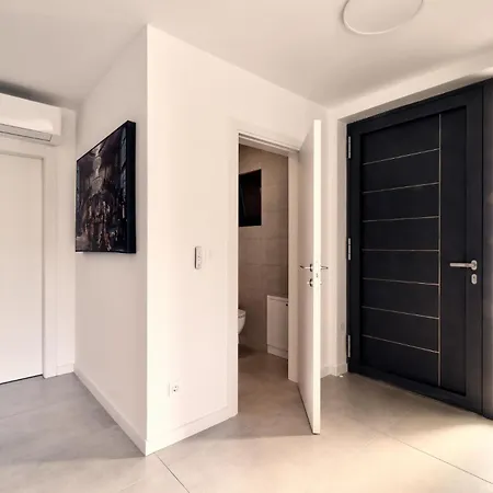 Luxurious Sea-view 3br With Private Pool-villa Quadris-crikvenica *