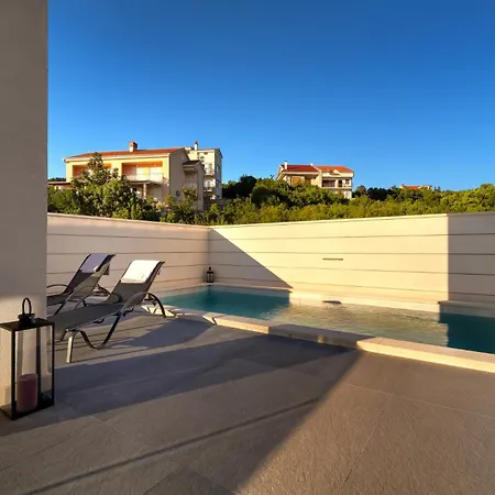 Appartamento Luxurious Sea-view 3br With Private Pool-villa Quadris-crikvenica Crikvenica