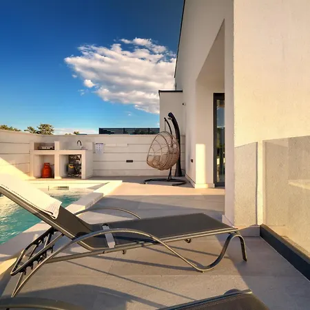 Luxurious Sea-view 3br With Private Pool-villa Quadris-crikvenica Crikvenica