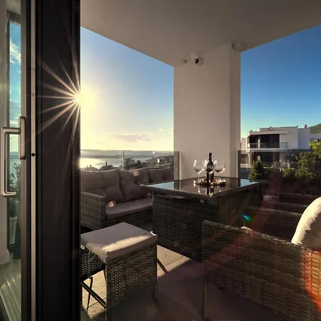 Luxurious Sea-view 3br With Private Pool-villa Quadris-crikvenica Appartamento Crikvenica